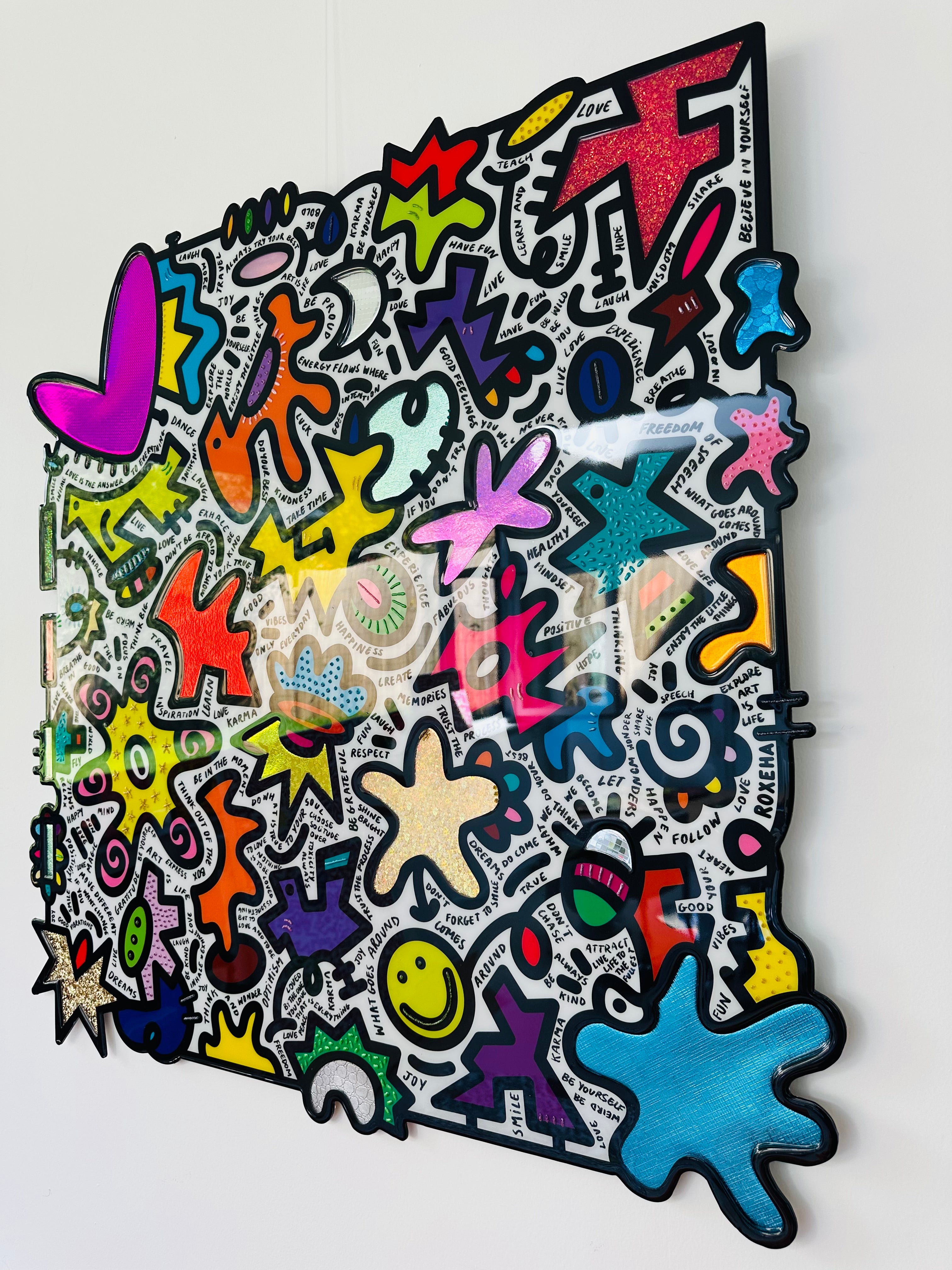 tableau pop art deco intérieure interior expo peintre belge artiste belge decoration original peinture Keith haring peps good vibes decoratie belgique Bruxelles Brussel print gallery popart epoxy résine resin contemporain contemporary abstract abstrait kunst kunstenaar belg Belgium Belgian artist design galerie galerij affordable art fair Brussels aaf doodle
