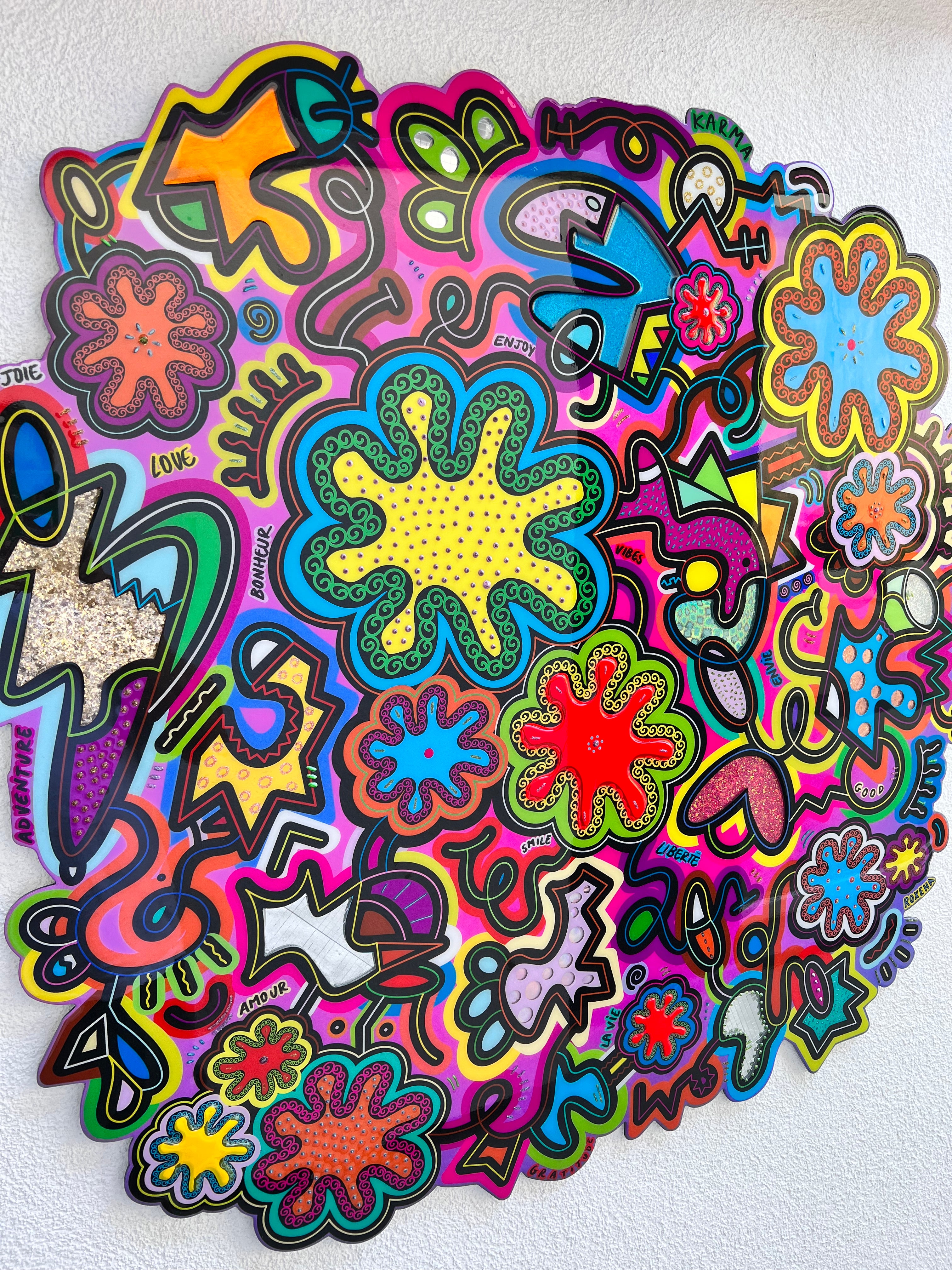 tableau pop art deco intérieure interior expo peintre belge artiste belge decoration original peinture Keith haring peps good vibes decoratie belgique Bruxelles Brussel print gallery popart epoxy résine resin contemporain contemporary abstract abstrait kunst kunstenaar belg Belgium Belgian artist design galerie galerij