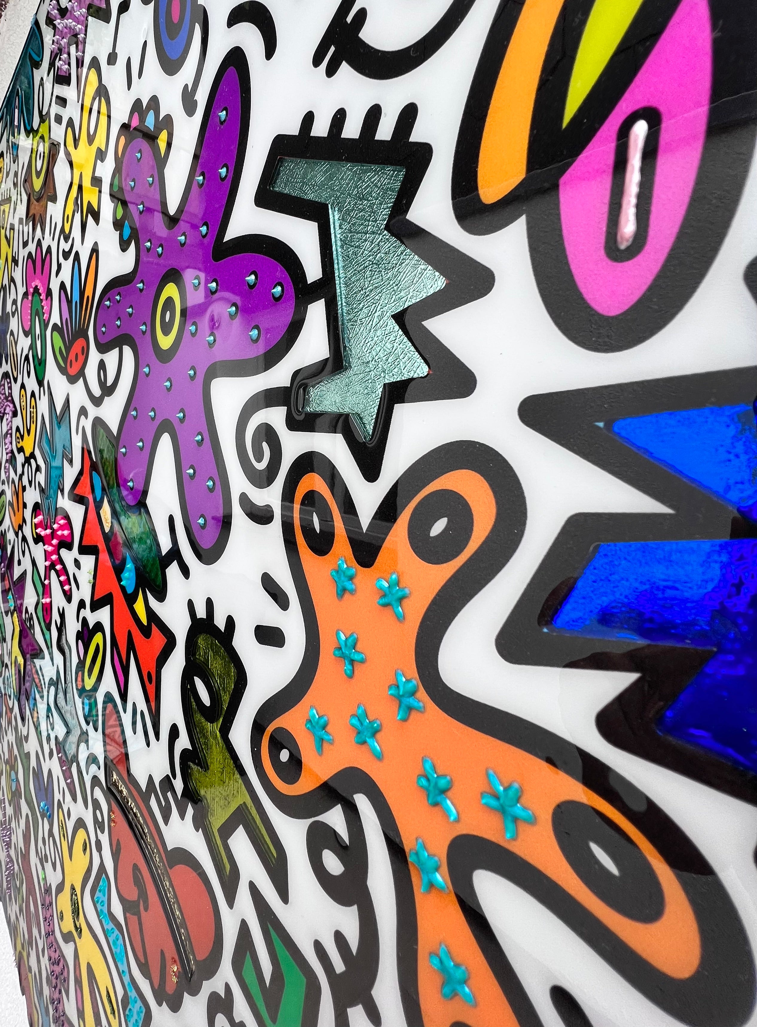 tableau pop art deco intérieure interior expo peintre belge artiste belge decoration original peinture Keith haring peps good vibes decoratie belgique Bruxelles Brussel print gallery popart epoxy résine resin contemporain contemporary abstract abstrait kunst kunstenaar belg Belgium Belgian artist design galerie galerij