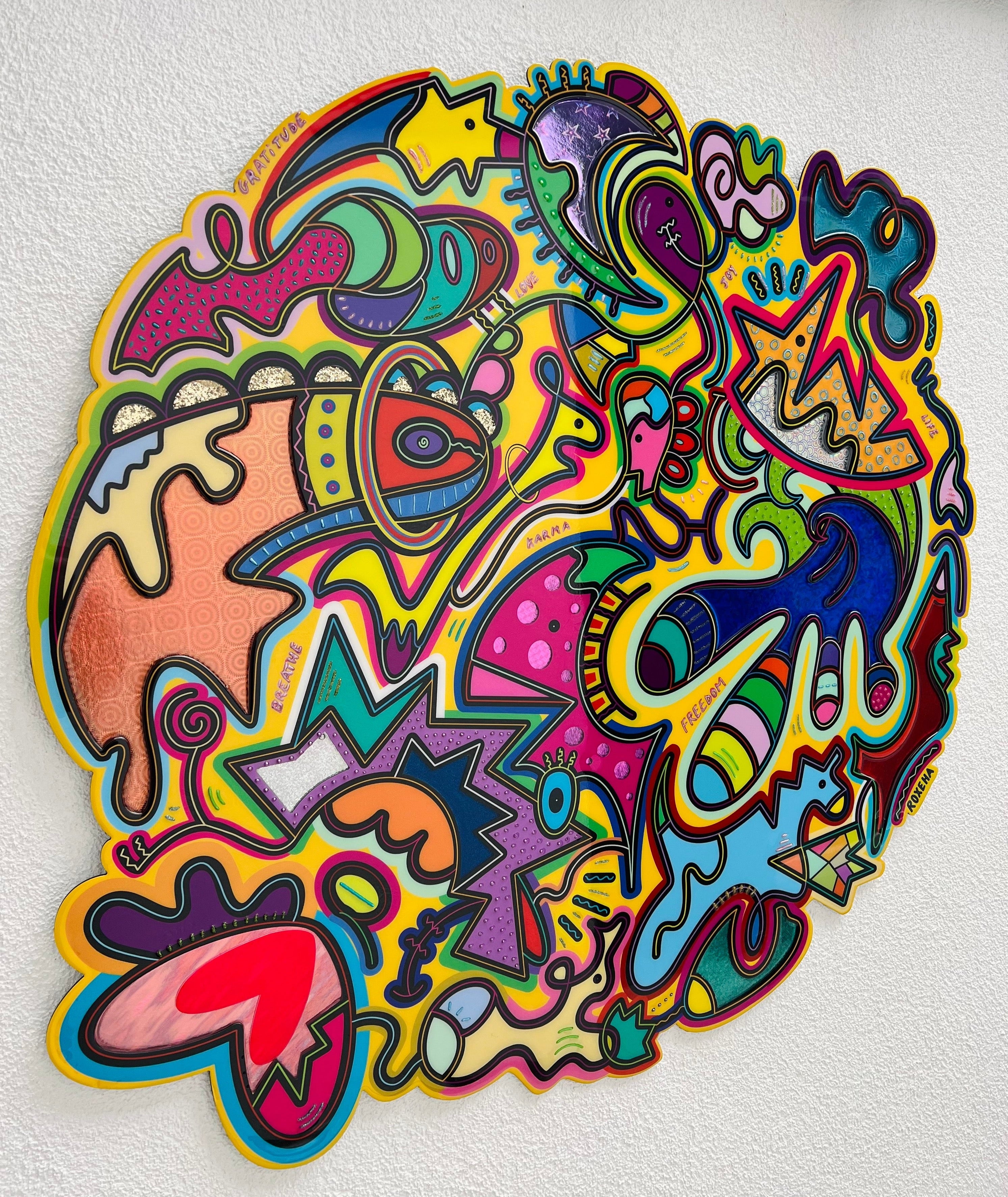 tableau pop art deco intérieure interior expo peintre belge artiste belge decoration original peinture Keith haring peps good vibes decoratie belgique Bruxelles Brussel print gallery popart epoxy résine resin contemporain contemporary abstract abstrait kunst kunstenaar belg Belgium Belgian artist design galerie galerij