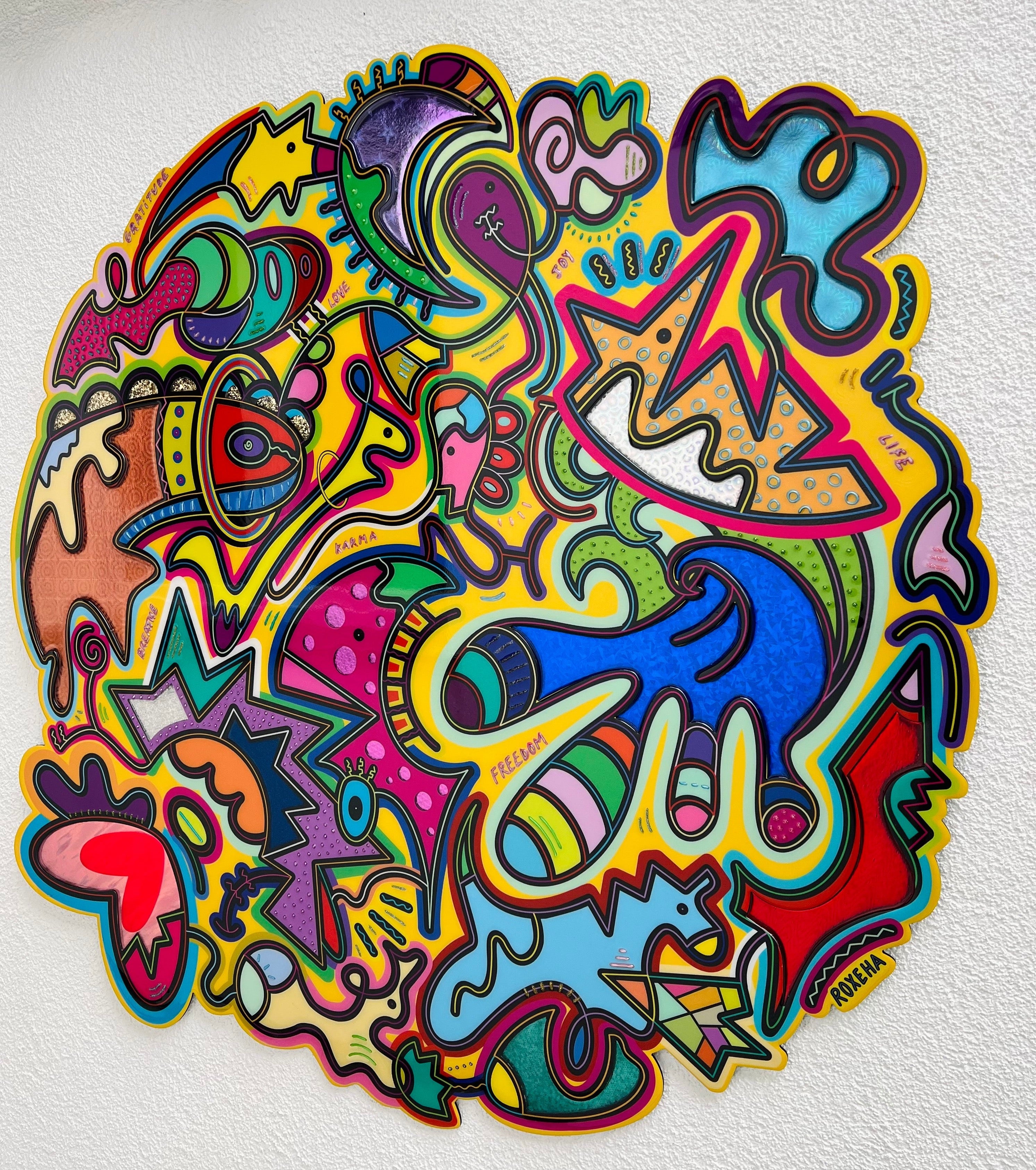 tableau pop art deco intérieure interior expo peintre belge artiste belge decoration original peinture Keith haring peps good vibes decoratie belgique Bruxelles Brussel print gallery popart epoxy résine resin contemporain contemporary abstract abstrait kunst kunstenaar belg Belgium Belgian artist design galerie galerij