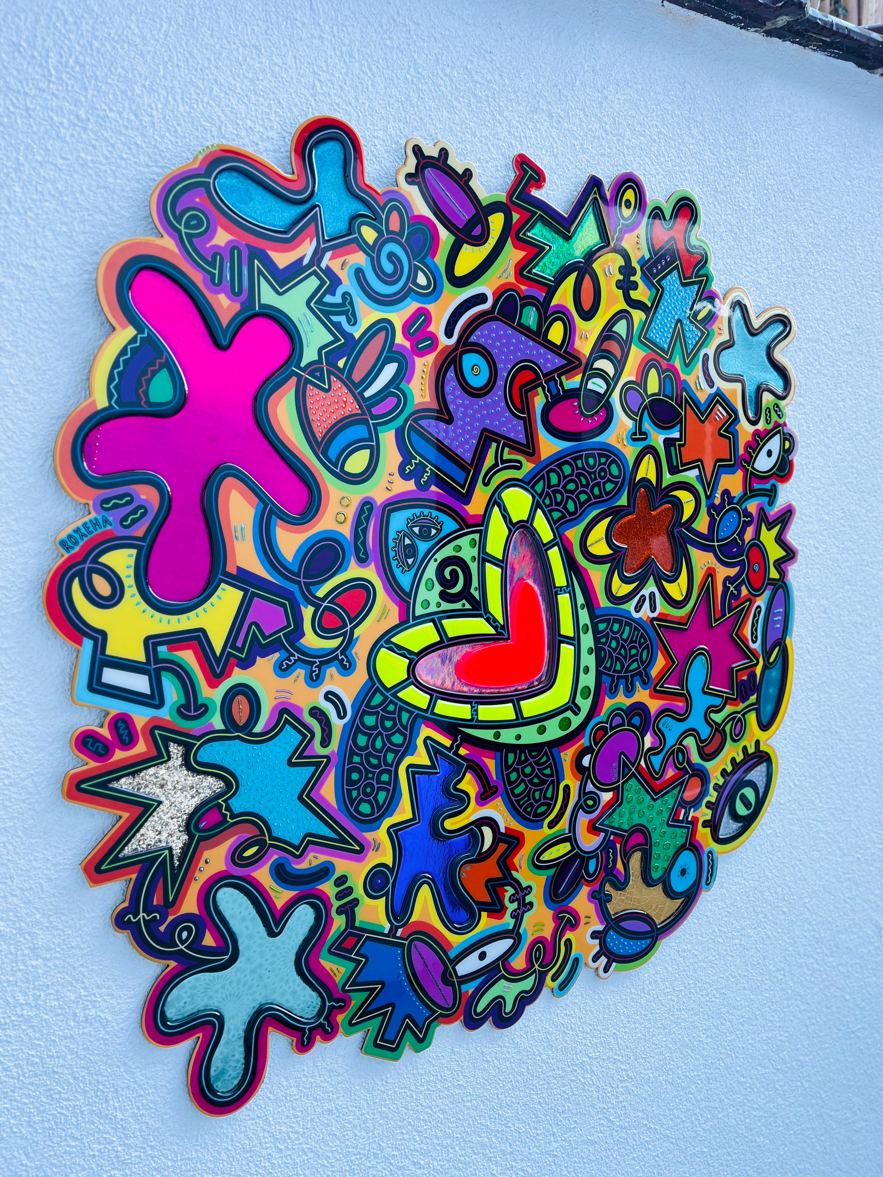tableau pop art deco intérieure interior expo peintre belge artiste belge decoration original peinture Keith haring peps good vibes decoratie belgique Bruxelles Brussel print gallery popart epoxy résine resin contemporain contemporary abstract abstrait kunst kunstenaar belg Belgium Belgian artist design galerie galerij
