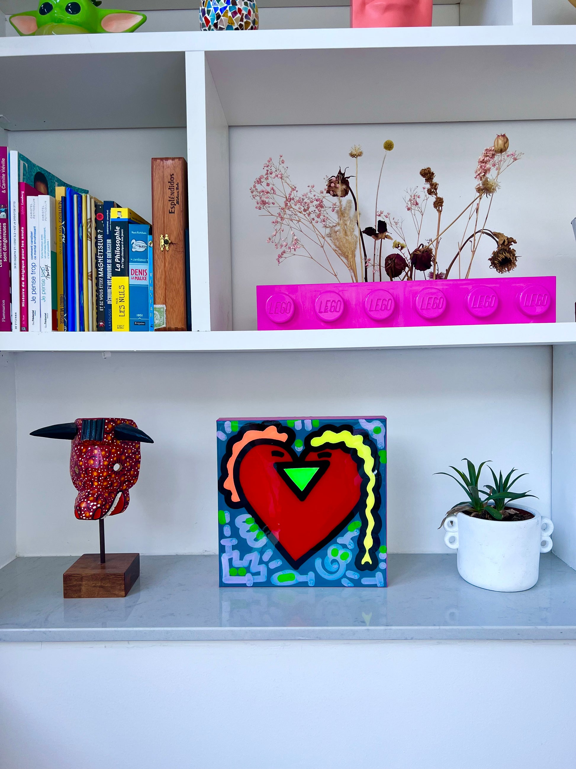 tableau pop art deco intérieure interior expo peintre belge artiste belge decoration original peinture Keith haring peps good vibes decoratie belgique Bruxelles Brussel print gallery popart epoxy résine resin contemporain contemporary abstract abstrait kunst kunstenaar belg Belgium Belgian artist design galerie galerij affordable art fair Brussels aaf doodle frenchie French bulldog