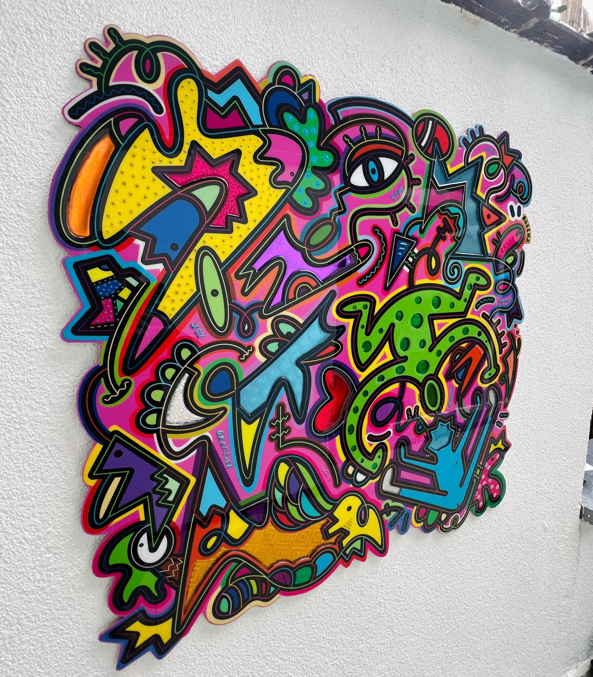 tableau pop art deco intérieure interior expo peintre belge artiste belge decoration original peinture Keith haring peps good vibes decoratie belgique Bruxelles Brussel print gallery popart epoxy résine resin contemporain contemporary abstract abstrait kunst kunstenaar belg Belgium Belgian artist design galerie galerij