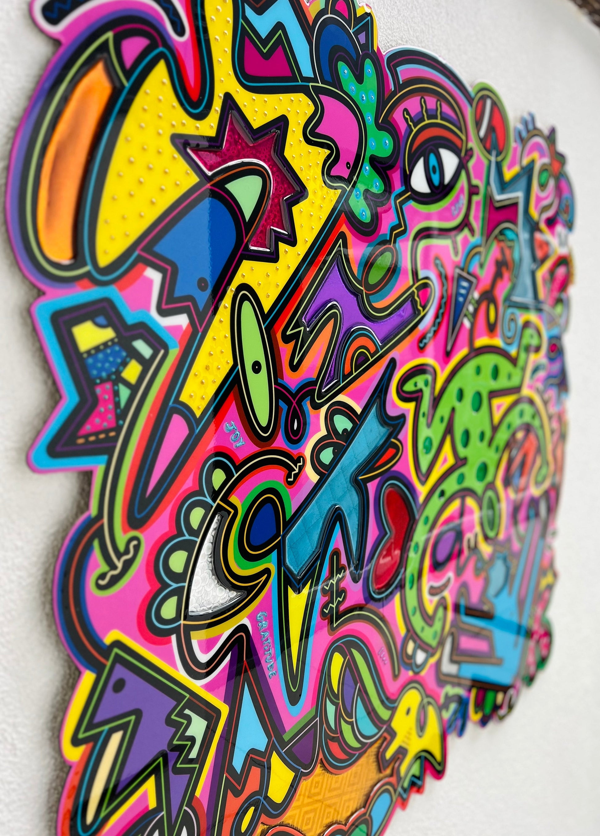 tableau pop art deco intérieure interior expo peintre belge artiste belge decoration original peinture Keith haring peps good vibes decoratie belgique Bruxelles Brussel print gallery popart epoxy résine resin contemporain contemporary abstract abstrait kunst kunstenaar belg Belgium Belgian artist design galerie galerij