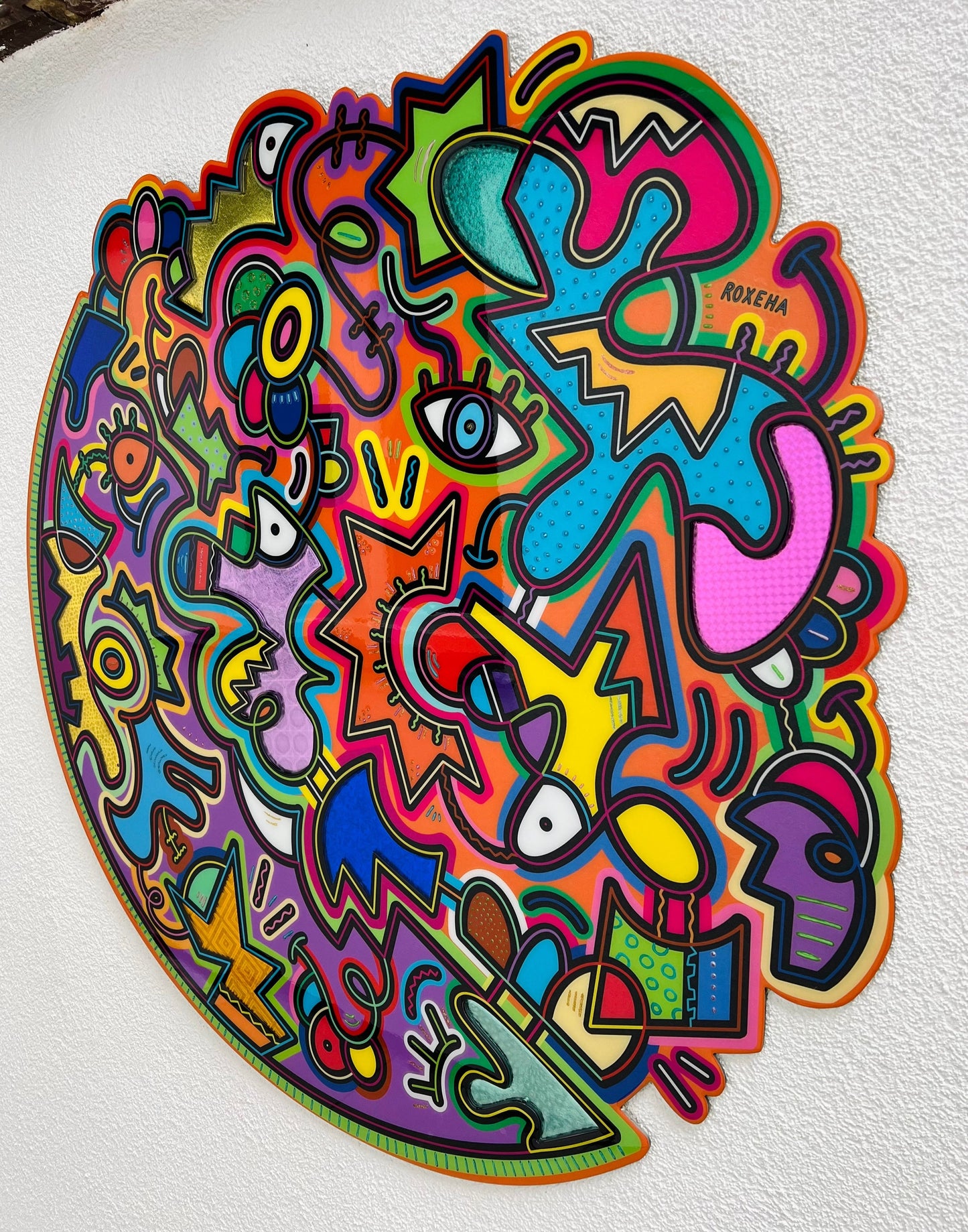 tableau pop art deco intérieure interior expo peintre belge artiste belge decoration original peinture Keith haring peps good vibes decoratie belgique Bruxelles Brussel print gallery popart epoxy résine resin contemporain contemporary abstract abstrait kunst kunstenaar belg Belgium Belgian artist design galerie galerij